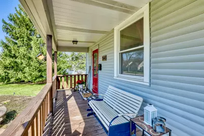7640 W Clarke St, Wauwatosa, WI 53213 - Photo 27