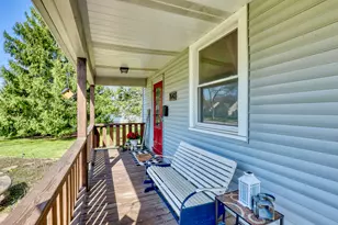 7640 W Clarke St, Wauwatosa, WI 53213 - Photo 27