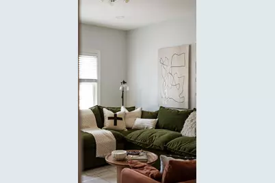 2138 S Allis St, Milwaukee, WI 53207 - Photo 7