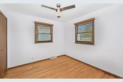 533 N 60th St #535, Wauwatosa, WI 53213 - Photo 11