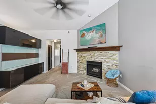 18880 Toldt Woods Dr, Brookfield, WI 53045 - Photo 9
