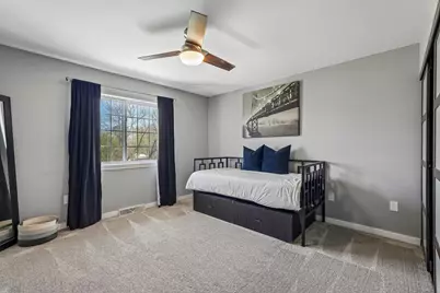 18880  Toldt Woods Dr #7, Brookfield, WI 53045 - Photo 13