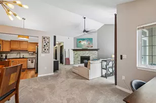 18880 Toldt Woods Dr, Brookfield, WI 53045 - Photo 5