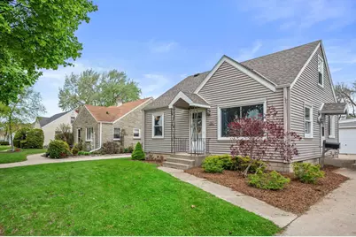 320 W Van Norman Ave, Milwaukee, WI 53207 - Photo 9