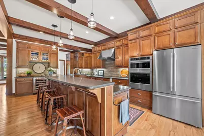 2150  Old Lantern Cir, Delafield, WI 53018 - Photo 15