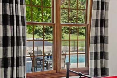 2150  Old Lantern Cir, Delafield, WI 53018 - Photo 75