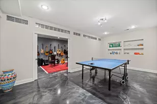 2150 Old Lantern Cir, Delafield, WI 53018 - Photo 49