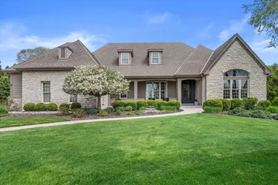 2150  Old Lantern Cir, Delafield, WI 53018 - Photo 85