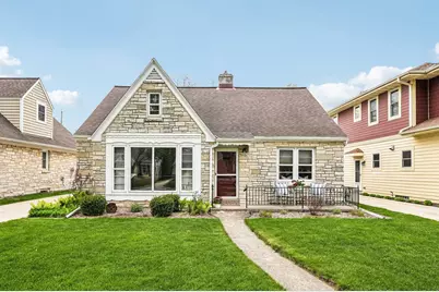 4949 N Idlewild Ave, Whitefish Bay, WI 53217 - Photo 1