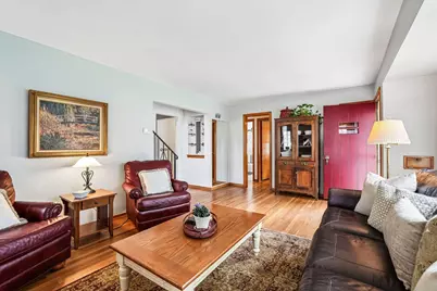 4949 N Idlewild Ave, Whitefish Bay, WI 53217 - Photo 7