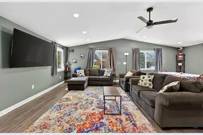 1465 S 76th St, West Allis, WI 53214 - Photo 27