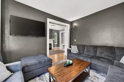 1465 S 76th St, West Allis, WI 53214 - Photo 9