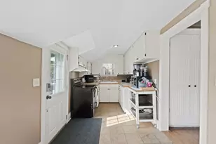 424 James St, Burlington, WI 53105 - Photo 15