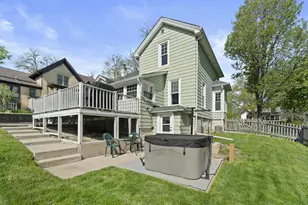 424 James St, Burlington, WI 53105 - Photo 27