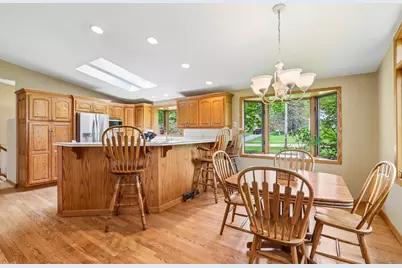 19505  Gebhardt Rd, Brookfield, WI 53045 - Photo 15