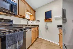 3637 N 20th Pl, Sheboygan, WI 53083 - Photo 5