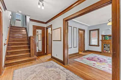 1502 S 80th St, West Allis, WI 53214 - Photo 9