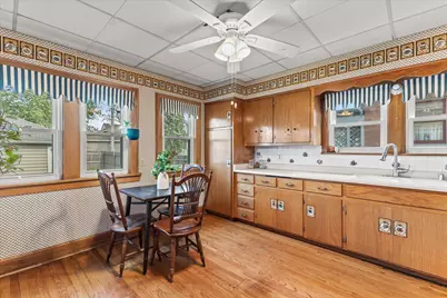 1502 S 80th St, West Allis, WI 53214 - Photo 23