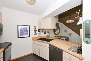 4015 S 84th St, Greenfield, WI 53228 - Photo 11
