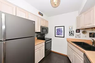 4015 S 84th St, Greenfield, WI 53228 - Photo 11