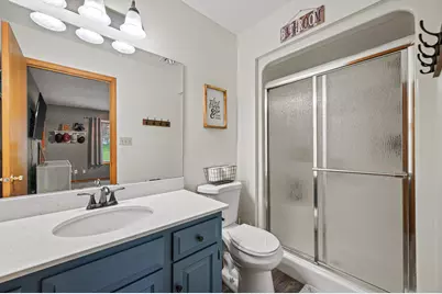 N65W28580  Fairlane Dr, Merton, WI 53029 - Photo 11