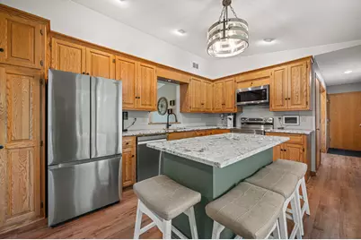 N65W28580  Fairlane Dr, Merton, WI 53029 - Photo 3
