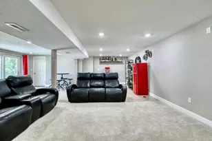 1960 Dixie Dr, Waukesha, WI 53189 - Photo 27
