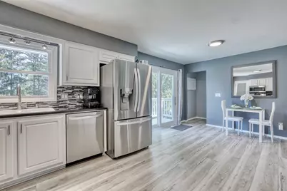 1960  Dixie Dr, Waukesha, WI 53189 - Photo 13