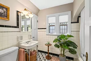 2608 N 71st St, Wauwatosa, WI 53213 - Photo 25