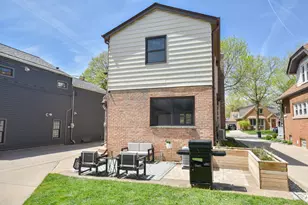 2608 N 71st St, Wauwatosa, WI 53213 - Photo 39