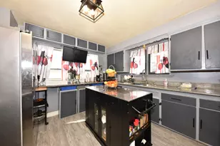 3740 N 55th St, Milwaukee, WI 53216 - Photo 13