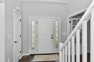 3184 S Warbler Ct, Beloit, WI 53511 - Photo 9