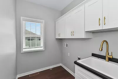 3184 S Warbler Ct, Beloit, WI 53511 - Photo 21