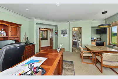 1021  Proctor Dr, Elkhorn, WI 53121 - Photo 21