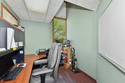 1021  Proctor Dr, Elkhorn, WI 53121 - Photo 27