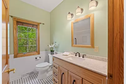 W379N8508  Mill St, Oconomowoc, WI 53066 - Photo 33