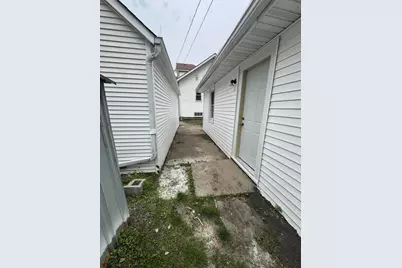 6929  13th Ave, Kenosha, WI 53143 - Photo 17