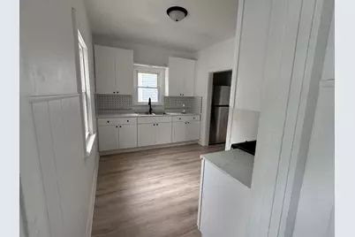 6929  13th Ave, Kenosha, WI 53143 - Photo 7