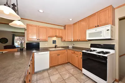 8222 W Norwich Ave, Greenfield, WI 53220 - Photo 13