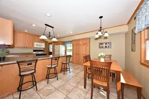 8222 W Norwich Ave, Greenfield, WI 53220 - Photo 9