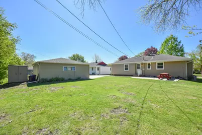 8222 W Norwich Ave, Greenfield, WI 53220 - Photo 33