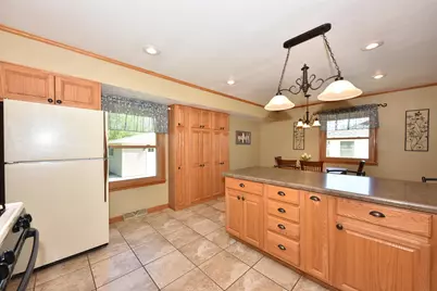 8222 W Norwich Ave, Greenfield, WI 53220 - Photo 15