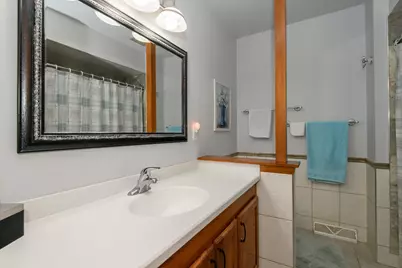 12455 W Hickory Rd, New Berlin, WI 53151 - Photo 15