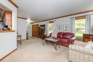 12455 W Hickory Rd, New Berlin, WI 53151 - Photo 3