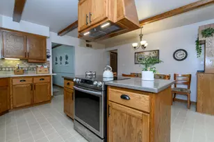 12455 W Hickory Rd, New Berlin, WI 53151 - Photo 5