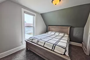 913 E Washington St, West Bend, WI 53095 - Photo 21