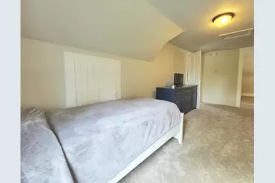 913 E Washington St, West Bend, WI 53095 - Photo 23