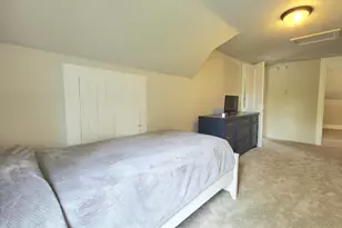 913 E Washington St, West Bend, WI 53095 - Photo 23