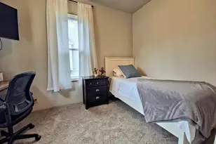 913 E Washington St, West Bend, WI 53095 - Photo 31