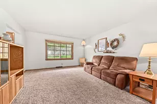 2336 N 116th St, Wauwatosa, WI 53226 - Photo 7